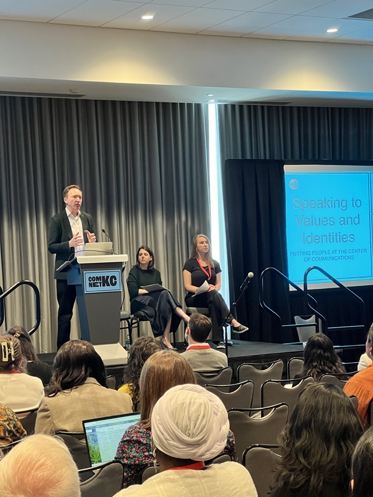 MoreInCommon_US's tweet photo. Today, More in Common's @dixontim, Kate Carney and Calista Small discussed the importance of communication strategies that speak to people's values and identities @TheComNetwork in Kansas City. Thank you for having us! #comnet24 https://t.co/AtT6kCN25s