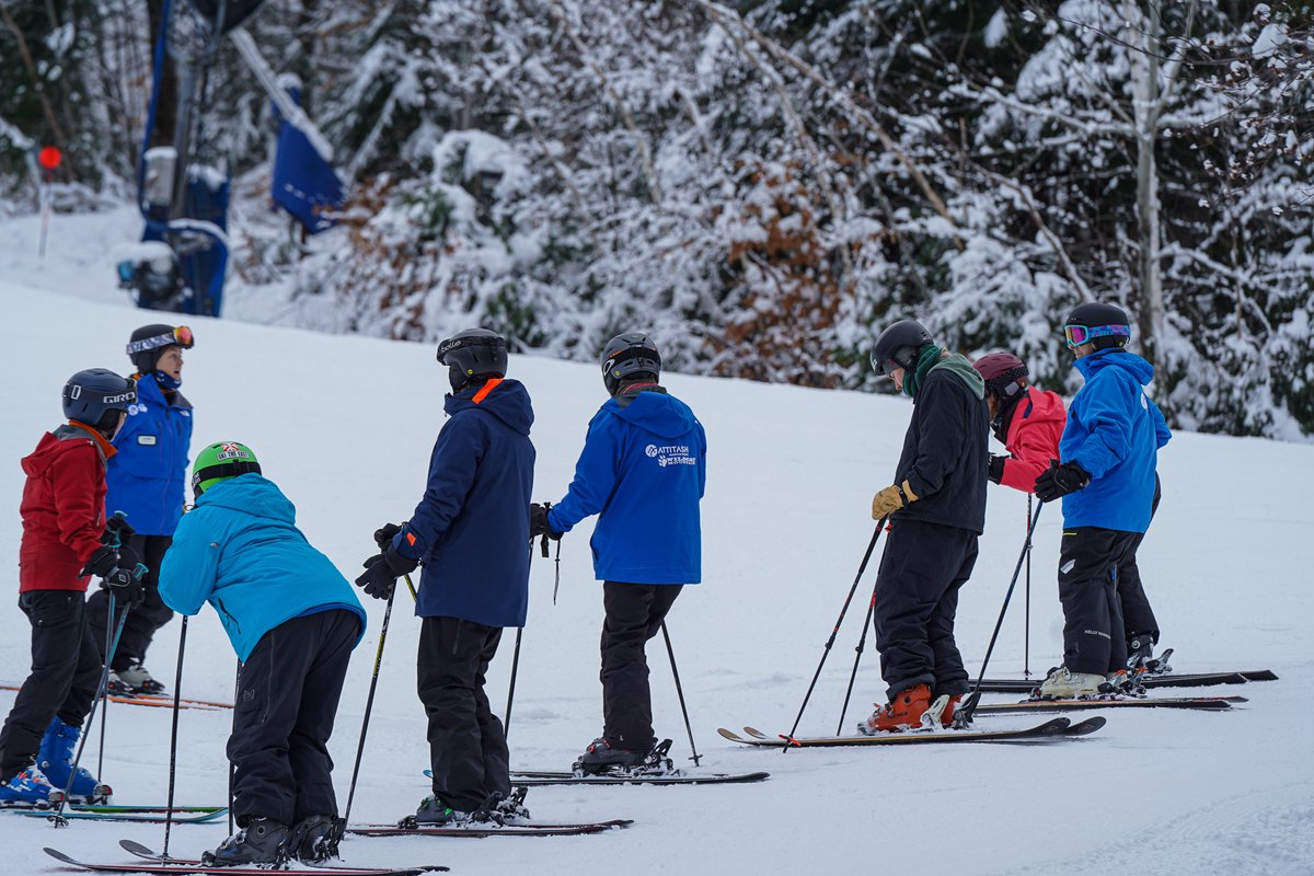 Ready to ski &amp; ride like a local? Group &amp; private ski &amp; snowboard lessons are on sale now! Our expert instructors are here to help you shine. Book early to lock in the best rates.

Pass Holders save 20% on group lessons with Epic Mountain Rewards. Visit, bit.ly/3RI978h