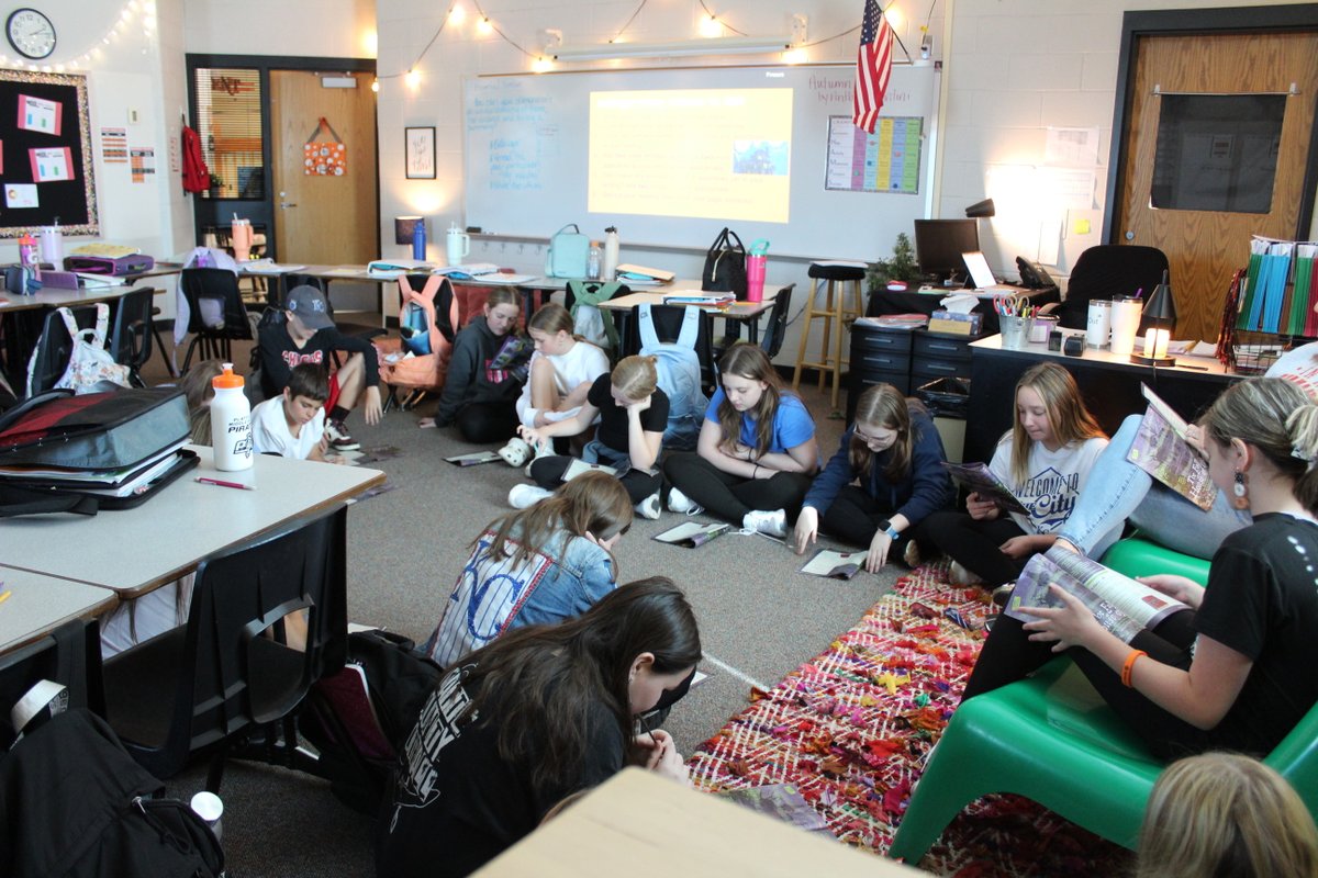 PlatteCountyR3's tweet photo. In Mrs. Chiddix's 7th grade ELA classes today, you could feel the connection as students brought energy and excitement to their different roles while re-reading Edgar Allan Poe's The Fall of the House of Usher. #PCR3Proud 🧡🖤📖🎭 https://t.co/WG40zcV0Jo
