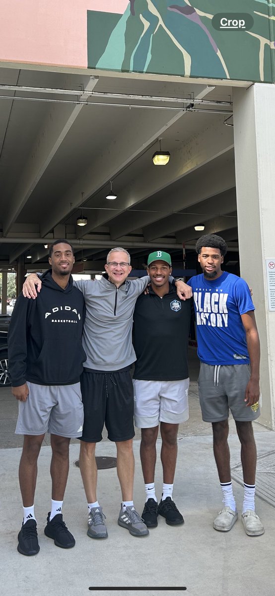 Had a nice breakfast with three of the finest young men I have had the pleasure to coach. They will influence so many people in so many positive ways. Appreciate that they spent some time with me today. #familyforever