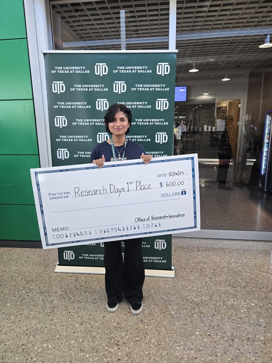 (COF)fee o’clock (@niyatia30) on Twitter photo Me presenting my art at the first art showcase organized by utdallas innovation and research for research days 2024.
Also, won the first place 😃 <a href="/UTDScience/">UTD Natural Sciences & Math</a> <a href="/UTDallasChemBio/">UT Dallas Chemistry</a> Me presenting my art at the first art showcase organized by utdallas innovation and research for research days 2024.
Also, won the first place 😃 <a href="/UTDScience/">UTD Natural Sciences & Math</a> <a href="/UTDallasChemBio/">UT Dallas Chemistry</a>