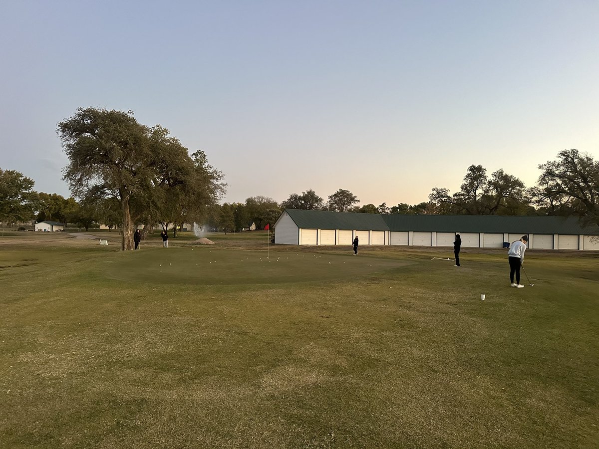 Last early morning practice of the year. Glad we were able to have another one. Mornings on the course are great!