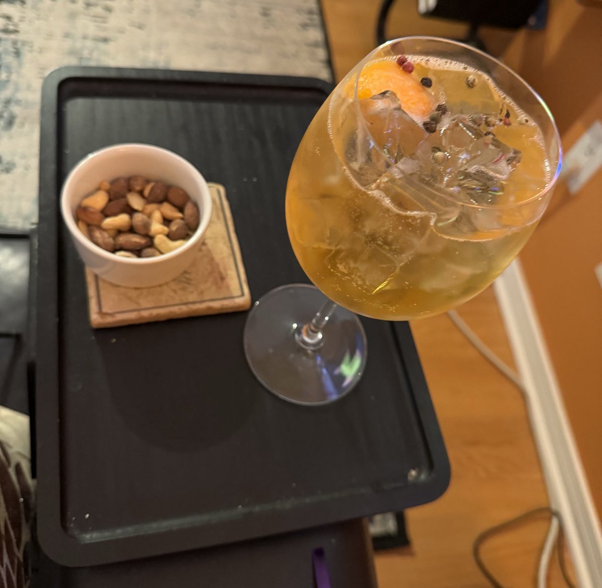 mahoneb11's tweet photo. Port and Tonic with a unicorn https://t.co/NCGVjv8KXA