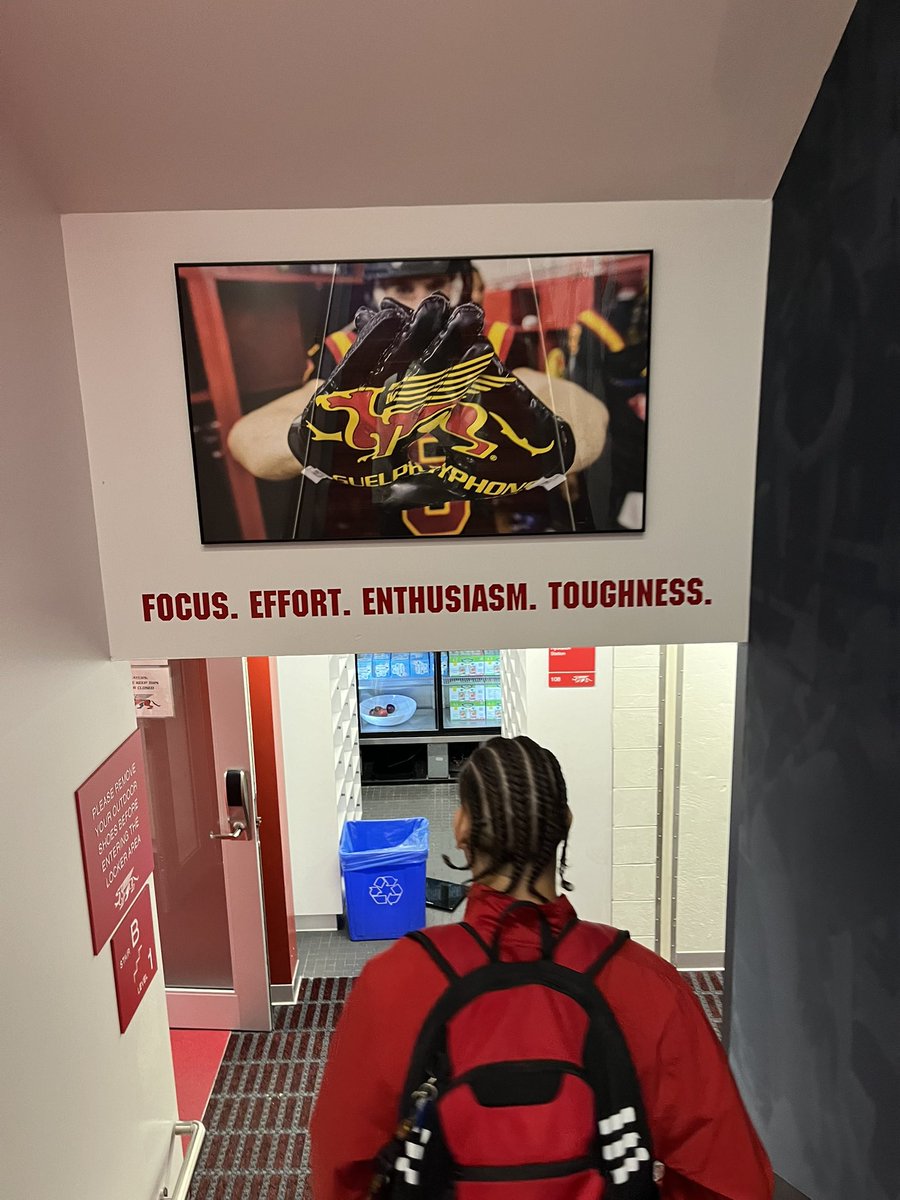Ethan Garwe (@ethangarwe7) on Twitter photo After incredible visits and great conversations with <a href="/marksurya88/">Coach Mark Surya</a> and <a href="/cappiello99/">CoachCappiello99</a>, I’m beyond blessed to receive an official U Sports offer to <a href="/GryphonFB/">GryphonFootball</a> After incredible visits and great conversations with <a href="/marksurya88/">Coach Mark Surya</a> and <a href="/cappiello99/">CoachCappiello99</a>, I’m beyond blessed to receive an official U Sports offer to <a href="/GryphonFB/">GryphonFootball</a>