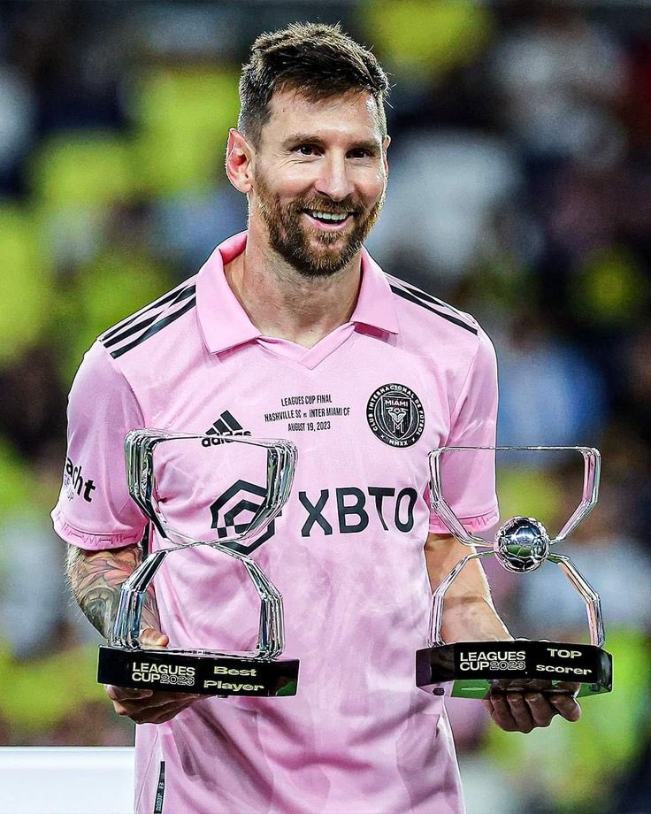 FCB_nenn's tweet photo. 🚨 Penaltis desde 2022:

🇦🇷 Messi - 7
🇵🇹 Cristiano - 24

🚨 Títulos oficiales desde 2022:

🇦🇷 Messi - 8
🇵🇹 Cristiano - 0

“Pero ganó porque le regalaron penaltis😭” https://t.co/nwmoPuqFy4