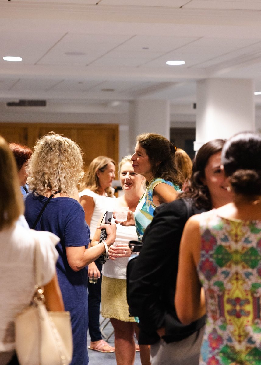 StClement's tweet photo. 🍂Join us Tuesday night for the Lydia Institute’s Fall Series! Ladies, are you seeking community and a deeper connection to your faith? This is your sign to join "Navigating the Noise" this fall! To register, visit https://t.co/A9lxayD1yU #LydiaInstitute #SaintClementCommunity https://t.co/yNPzyi2tYp