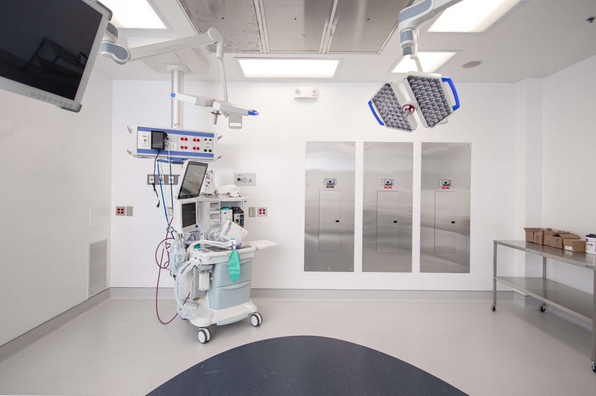 MashburnConstr's tweet image. Happy Feature Project Friday! 

This week, we are highlighting the CMC Health Plaza South OR Rooms! Mashburn transformed 920 SF of space by converting two storage rooms into fully equipped operating rooms. 

#FeatureProject #ConstructionInnovation