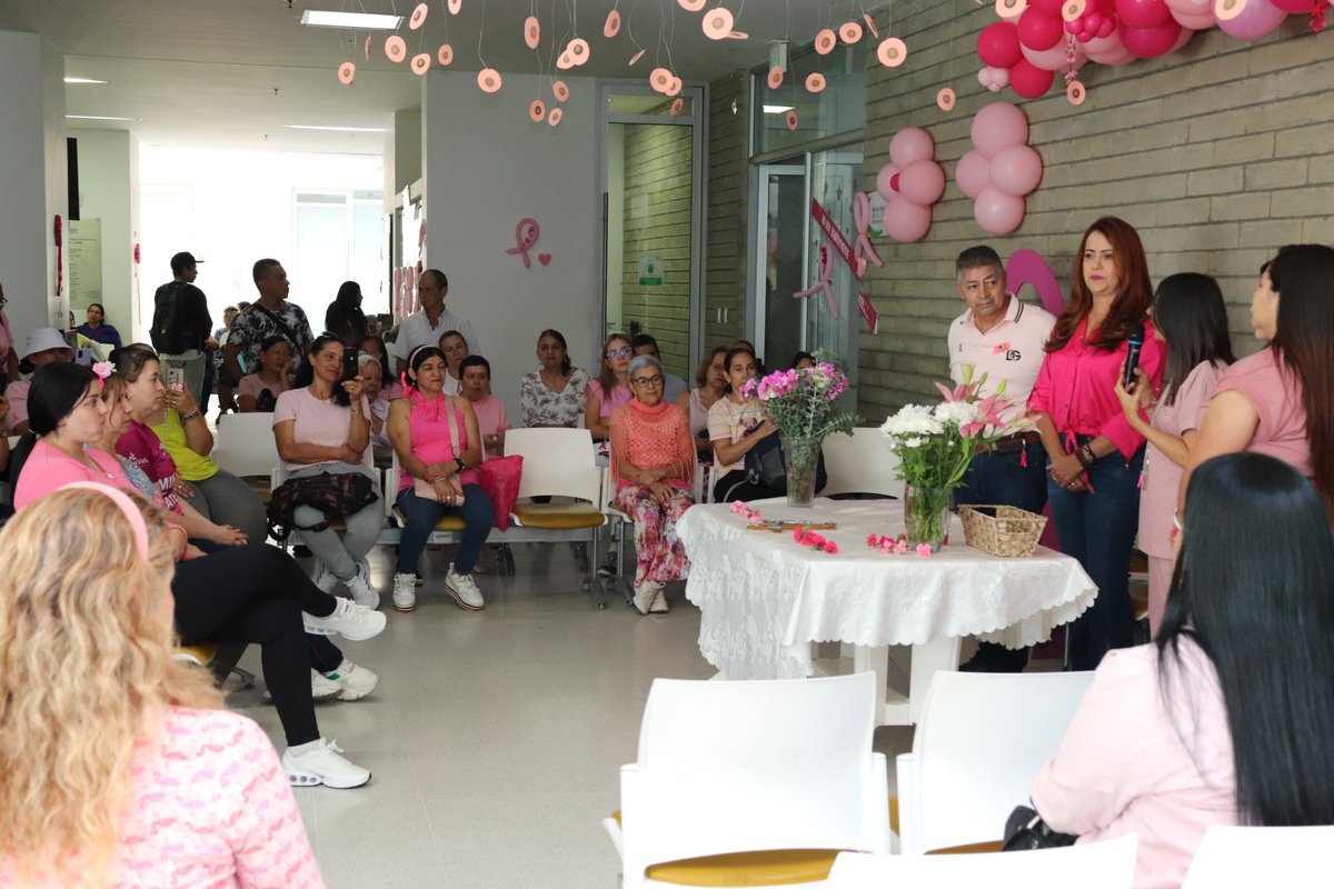 Metrosalud's tweet image. En nuestro #ConsultorioRosado del Centro Integral de Servicios Ambulatorios para la Mujer y la Familia - CISAMF nos unimos para conmemorar el  #DíaInternacionaldelCáncerdeMama.

#Promover hábitos de vida saludable, ayuda a la detección temprana de la enfermedad.

#Prevención