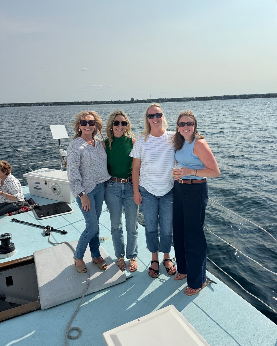 Click Rain tweet media