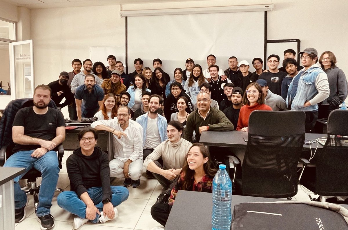 Ingeniería Software tweet media