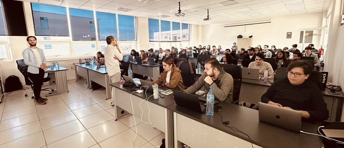 Concluimos el taller con prototipos de automatización, la comunidad de #IngSoftwareUAZ te damos las gracias Aleix Ordeig (linkedin.com/in/aleix-ordei…)

Que el ecosistema continúe y vengan proyectos de desarrollo 🙌
#SomosUAZ
#SomosArteCienciayDesarrolloCultural