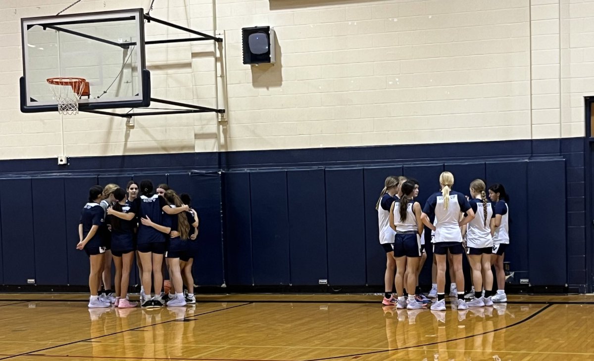 SV_LadyRangers's tweet photo. Building the foundation, one practice at a time. The journey starts here. 🏀 #TogetherWeWin #TeamHuddle #NewSeason https://t.co/hUXSSTSbMu