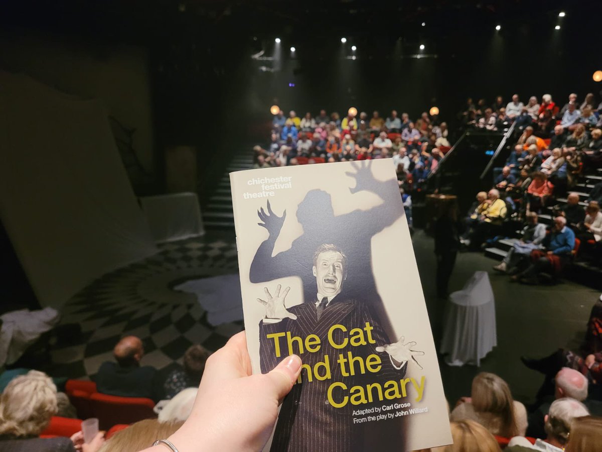 MeganElizaStott's tweet photo. I simply loved watching ‘The Cat and the Canary’ tonight at  @ChichesterFT It was so clever and totally took me back to the golden age of cinema. I would happily watch this again. #chichesterfestivaltheatre #minervatheatre #thecatandthecanary 🎭❤️ https://t.co/e2lZchfwEh