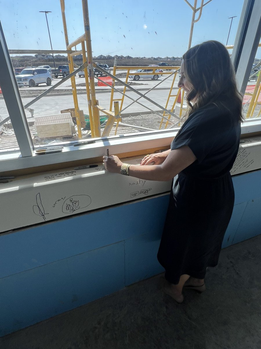 nstar2012's tweet photo. This week RCISD and Mrs. Moss herself were onsite for our beam signing ceremony to commemorate the new Sara Moss Elementary School. https://t.co/W1L0xwJOXF