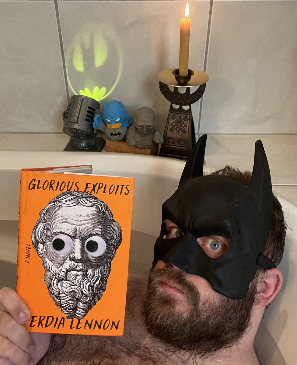 Welcome, Gothamites! 🛁📚🦇🕯️ 

Finished reading Ferdia Lennon’s new novel, GLORIOUS EXPLOITS! (<a href="/HenryHolt/">Henry Holt & Company</a>/<a href="/FigTreePenguin/">Fig Tree</a>)

What’s books are sitting near your 🛁 this weekend? 📚🦇🕯️