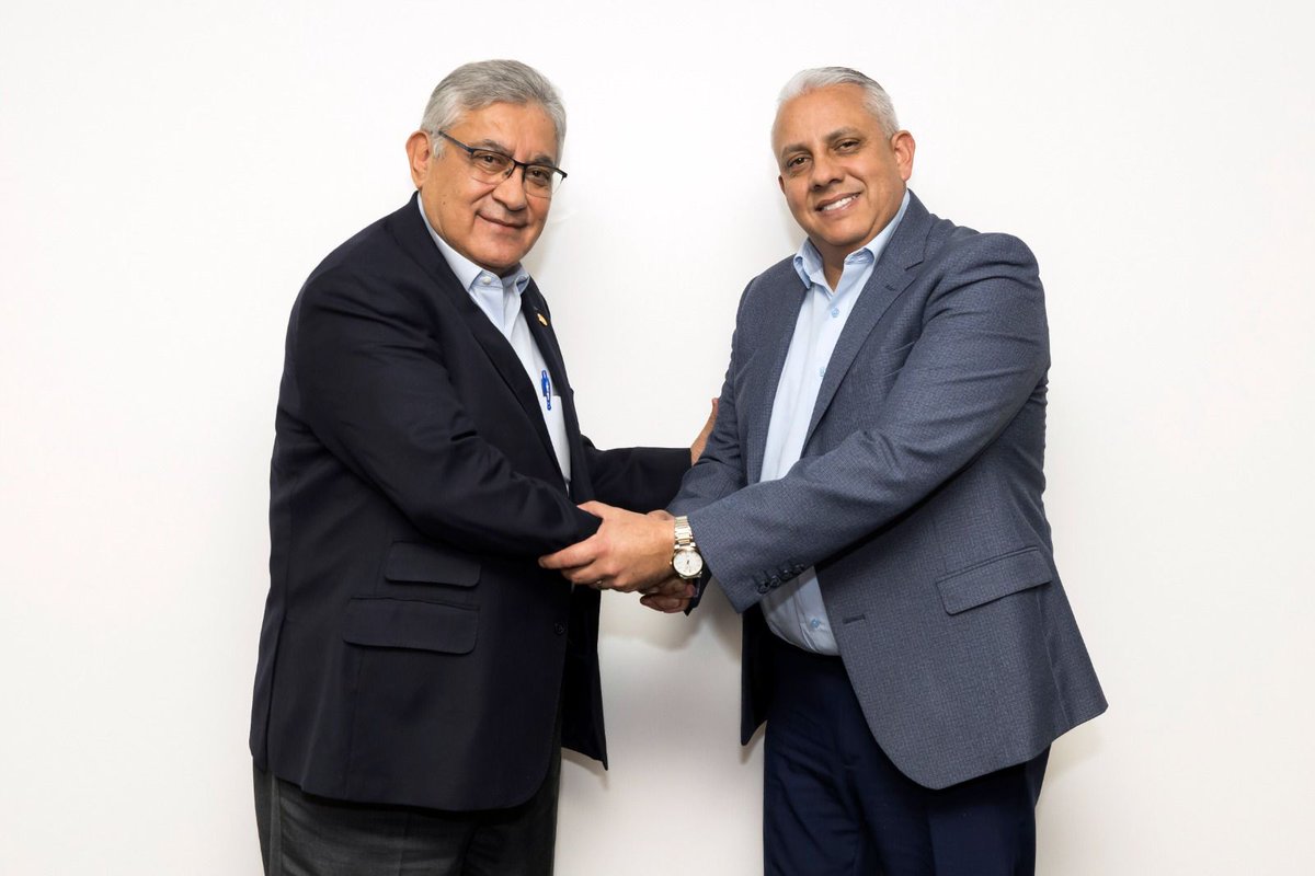 Durante una reunión entre el líder nacional del #SNTE, Mtro. Alfonso Cepeda Salas, y el Srio. Gral de <a href="/SNTE8/">SNTE Sección 8</a>, <a href="/ZendejasSNTE8/">Eduardo Antonio Zendejas Amparán</a>, se definieron estrategias para mejorar las condiciones laborales de los agremiados y fortalecer la educación pública en #Chihuahua.