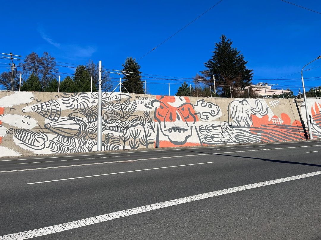 streetart_cz's tweet photo. „Zeď našeho kmene. Zeď záznamů” (“The wall of our tribe. Wall of logs”) by Jan Bogy Lörincz 1/2
📸 16.03.2024.
📍 Ostrava, Českobratrská (next to Stadion Bazaly)
#bogy #janlorincz #streetartczechia #streetartostrava #streetart https://t.co/OHrsMgF9sO