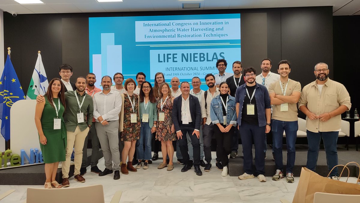 AchemGroup's tweet photo. Nuestra división de suelos (SoHeLab-AChem) ha participado esta semana en el Congreso Internacional de Innovación en Captación de Agua Atmosférica y Técnicas en Restauración Ambiental en Gran Canaria con dos comunicaciones orales y un póster #LIFENIEBLAS 💧♻️🌫️🌿 https://t.co/ai8qHhzEPi