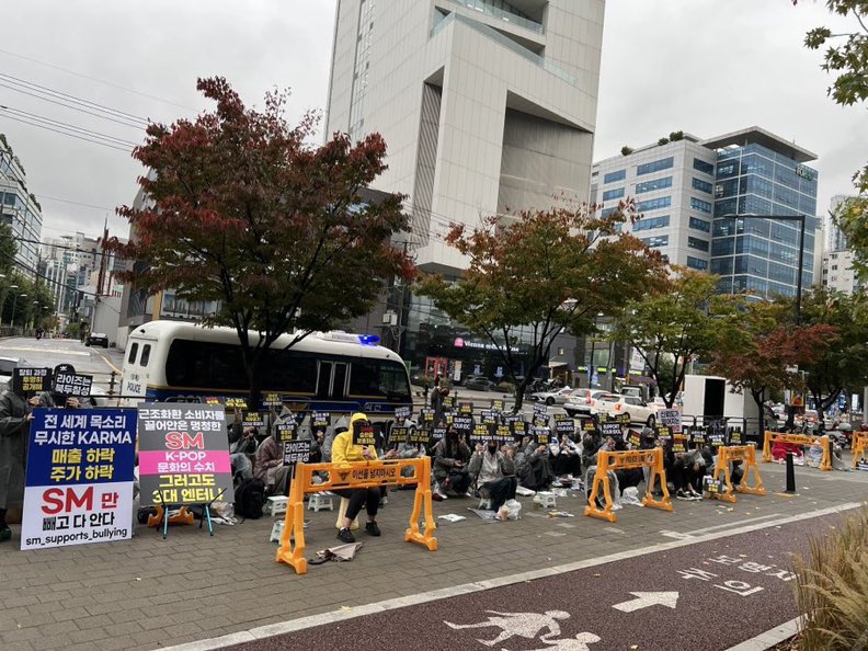 heesngluvr's tweet photo. drop the tags 🧡🫧

#홍승한_고소진행및결과_공지해
WeLoveYouSeunghan
#RIIZEWITHSEUNGHAN
SevenOrNone
#JUSTICE_FOR_SEUNGHAN
#UnfairExit_Seunghan
#SMSupportsBullying
#SM_쓰레기GIVE https://t.co/jYZK2bV9oO