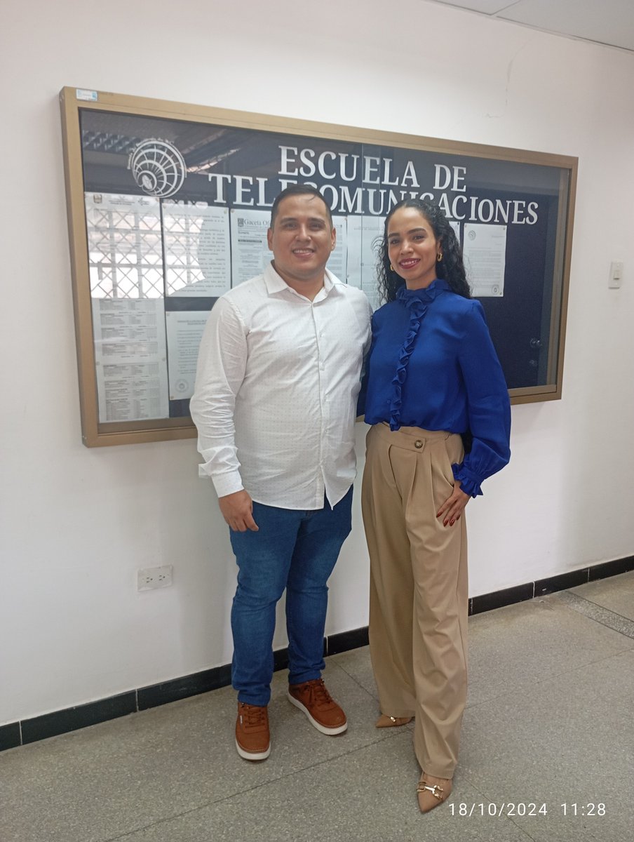 EscuelaTelecom's tweet photo. ¡Felicidades a Mirialys Gómez y Ramón Parababi por la exitosa defensa de su trabajo de grado! Su dedicación y esfuerzo los ha llevado al éxito. ¡Mucho éxito en su camino profesional! 🎓✨ #FacIngenieriaUC  #OrgulloUC https://t.co/lCiW5Hi4cE