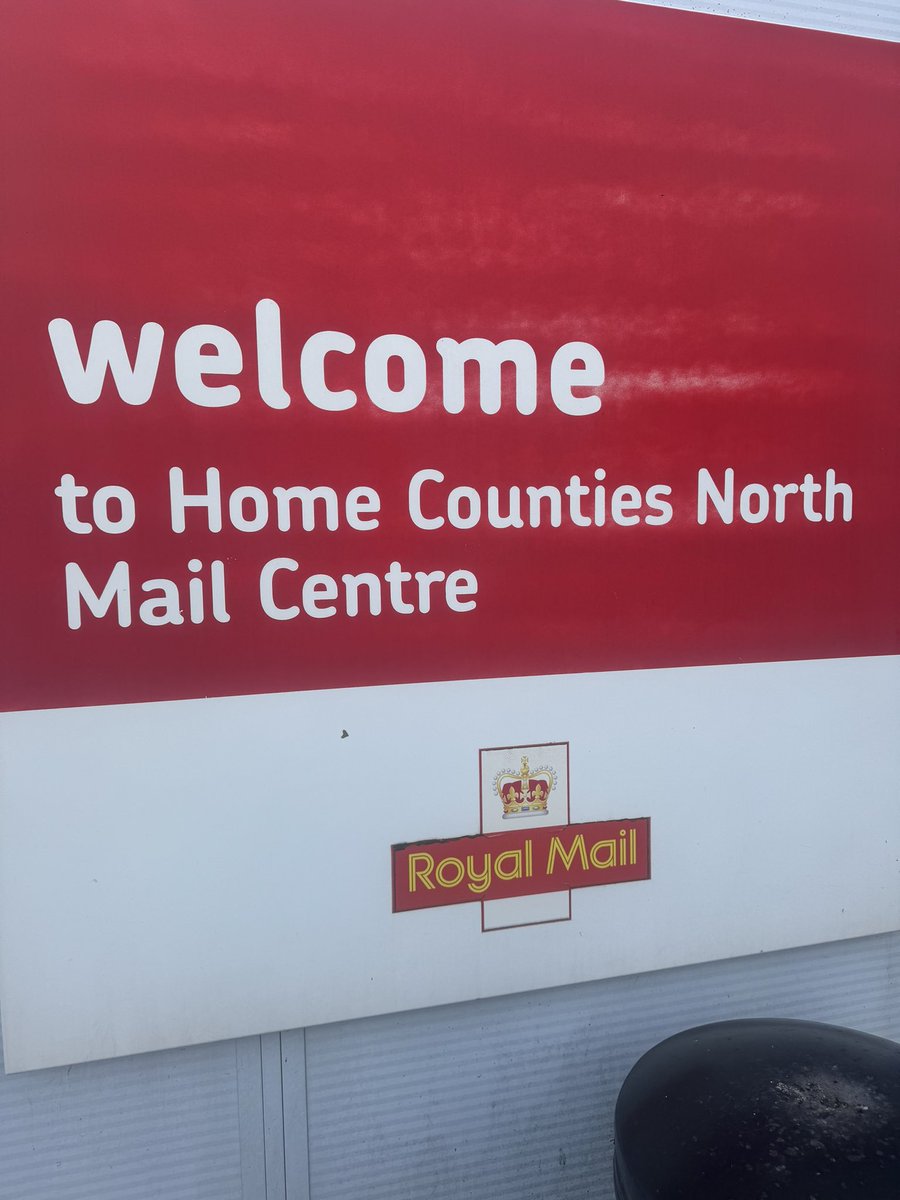 Royal Mail/CWU had the pleasure to welcome David Taylor MP for Hemel Hempstead to HCN Mail centre today. Looking forward to working together in the future.

<a href="/DavidTaylor85/">David Taylor MP</a>