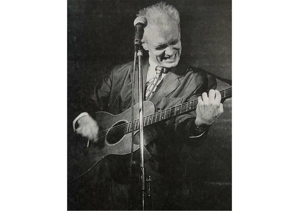 RichMortonSound's tweet photo. #FlashbackFriday, 30 years ago… Caught in the Act!
Photo courtesy : #Deadpan magazine, October '94 issue. #Comedy #MusicalComedy #90sComedy https://t.co/NBdTzbSg7N
