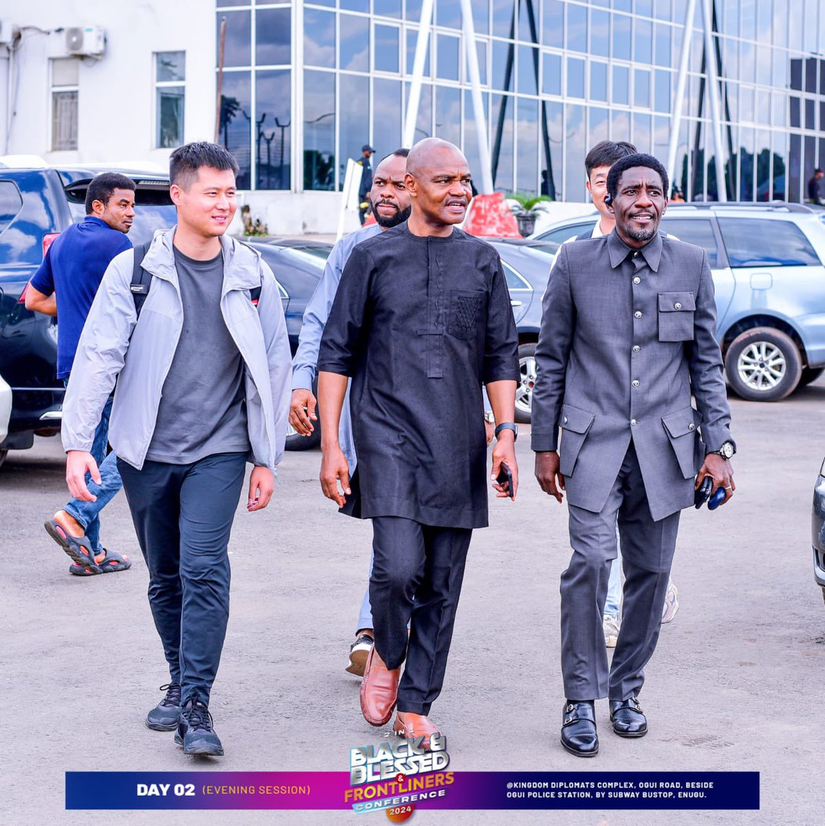 KDIPLOMATSNG's tweet photo. This night is power packed💫if you’re not here rush down to our physical location or join service online on any of our streaming platforms 

#kingdomdiplomatsglobal
#blackandblessed
#glow
#bnb24 https://t.co/V5cYBvC6c5