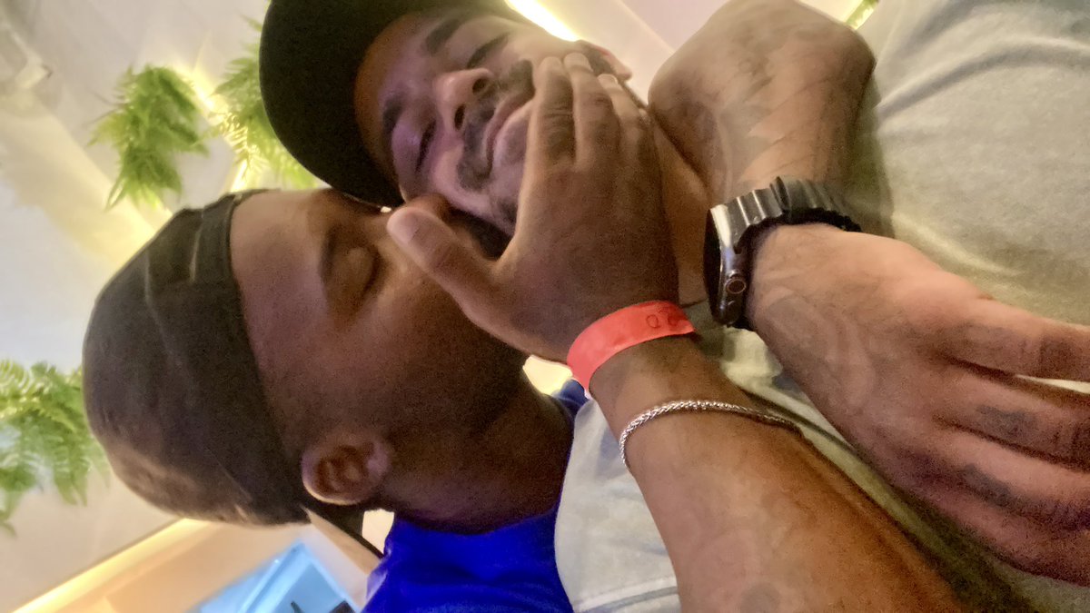 marcospaulomp_'s tweet photo. Parabéns pelo seu dia hoje vida 🎊🎉
@LucasR577 
😆😂🥲😆😁😄 https://t.co/iKDu7c5e6e