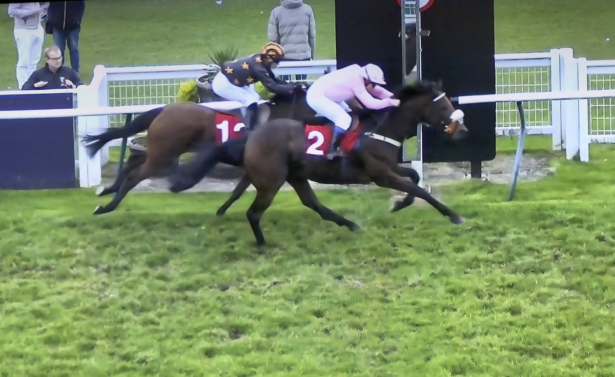 amajox's tweet photo. Congrats @amajox @HannahDring2 WINS @RacingTV @Redcarracing #IsleOfWolves for #HarrietBethell denies #champion @E_Cagney 2🥈as line approaches Well done Hannah! 🤩#topride #topjock #14ran #PippaBrown 🥉Many congrats to winning connections with double on the day! 🥂 https://t.co/cfQiSpO7Cw
