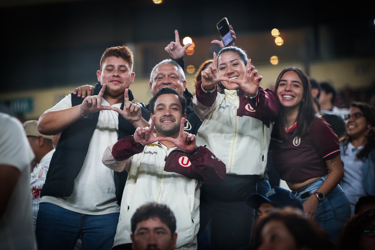 Universitario tweet media