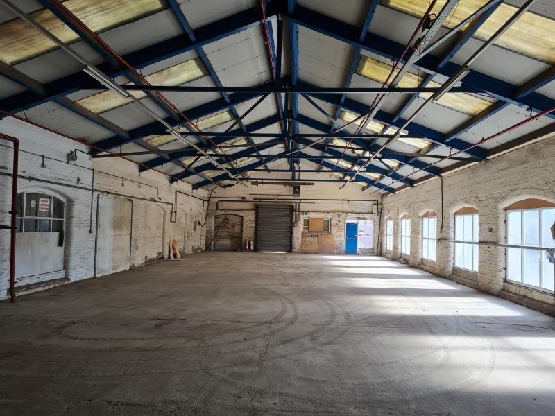 Movehut's tweet photo. 📍 Tame Valley Mill 
Wainwright Street, Dukinfield, Greater Manchester, SK16 5NB, United Kingdom
Price: Sale Price: £2,250,000
Size: 102982 sq ft 9567 sqm
All Categories: Land, Industrial,
Property Ref/Movehut: MH672947
Property Ref/Agent: 2452 https://t.co/eszi3okYlc