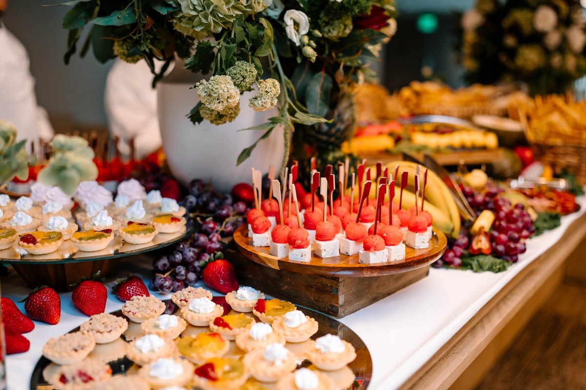 FW Sheraton Hotel (@fwsheraton) on Twitter photo Gather. Eat. Repeat. Gather. Eat. Repeat.