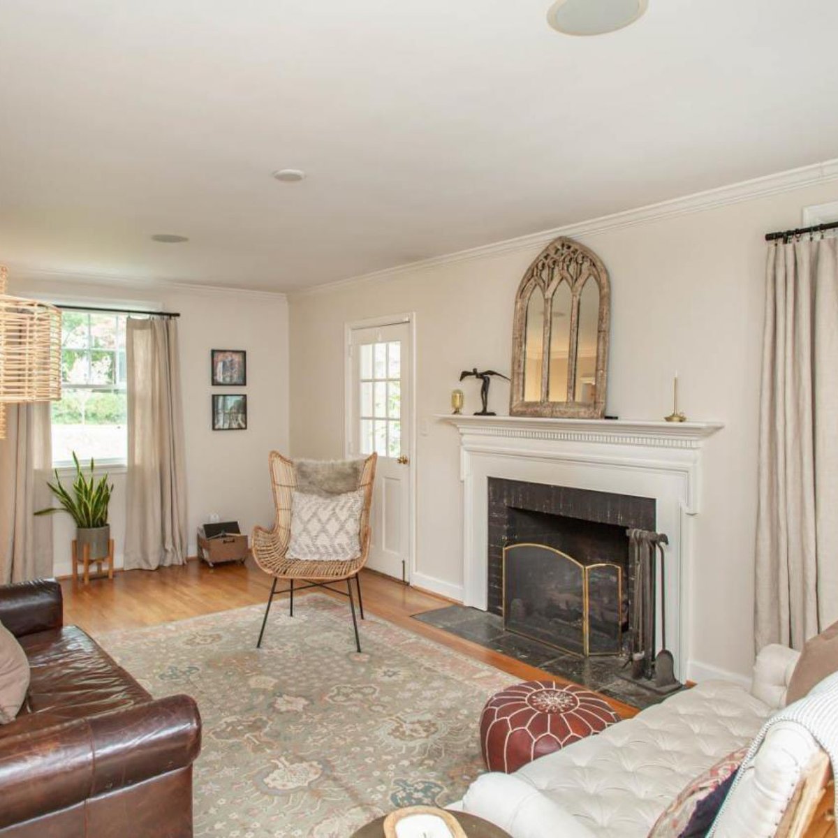 MontagueMiller's tweet photo. ✨🏡 New Listing 🏡✨

🔗 For more pictures, click this link: https://t.co/2ug3YRvLIj

📞 For more info, please call John at (434) 260-8980

#homeforsale #houseforsale #virginiarealestate #realestate #realtor #realty #charlottesvilleva #cvilleva https://t.co/NTW8iD3By9