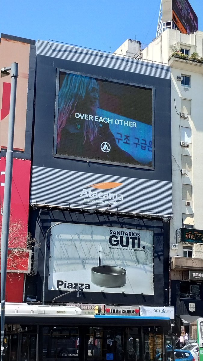 KingSl4y3r_'s tweet photo. Apareció en Buenos Aires un anuncio de Linkin Park https://t.co/YtdVDL4KDL