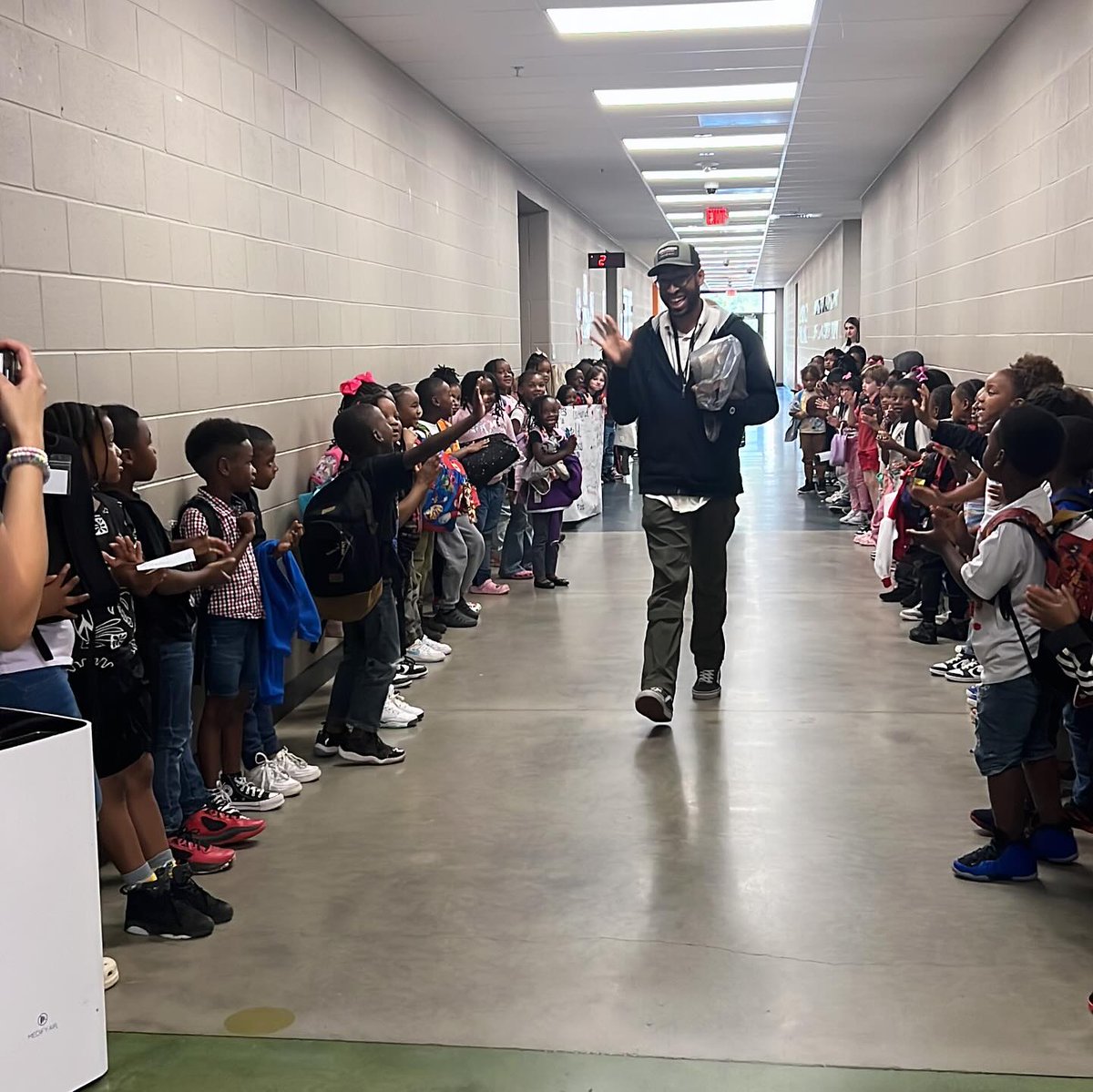 Jefferson County Schools (@jefcoed) on Twitter photo Not "goodbye," just "see you later!"👋 Students <a href="/uwclemontigers/">U.W. Clemon Elementary School</a> give their beloved music teacher, Mr. Smoot, an emotional send-off as he begins his deployment. Now the countdown begins until he is back with his school family at UWCES! 💜🐯 Not "goodbye," just "see you later!"👋 Students <a href="/uwclemontigers/">U.W. Clemon Elementary School</a> give their beloved music teacher, Mr. Smoot, an emotional send-off as he begins his deployment. Now the countdown begins until he is back with his school family at UWCES! 💜🐯