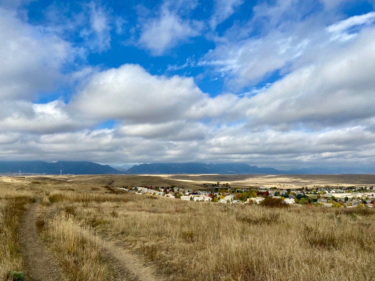 Rearranged my schedule to grab a backyard hike before the cold front blowing in from the north changes everything.