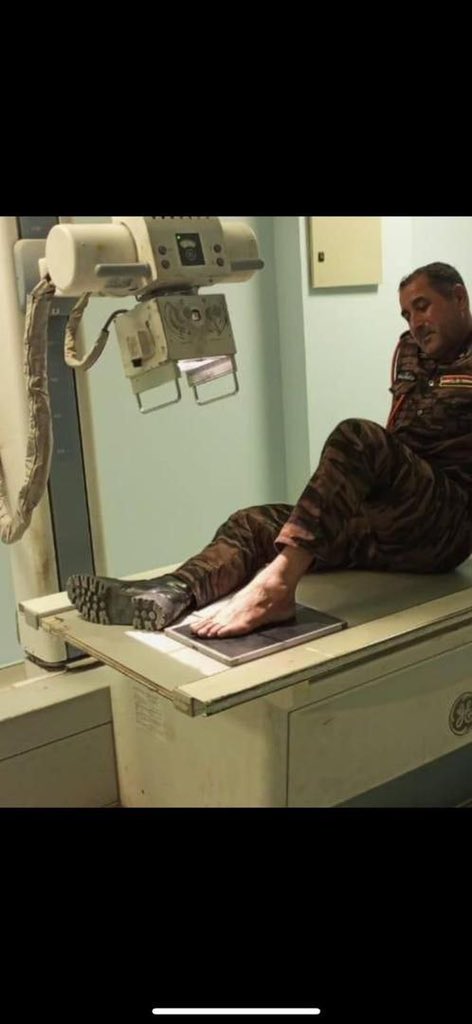 اصابة 12 منتسبا بجروح بعضها بليغة نتيجة اعتداءات البعض من المتظاهرين على أفراد القوة المكلفة بحماية التظاهرة .

#فوضى_الناصرية_برعاية_صهيونية