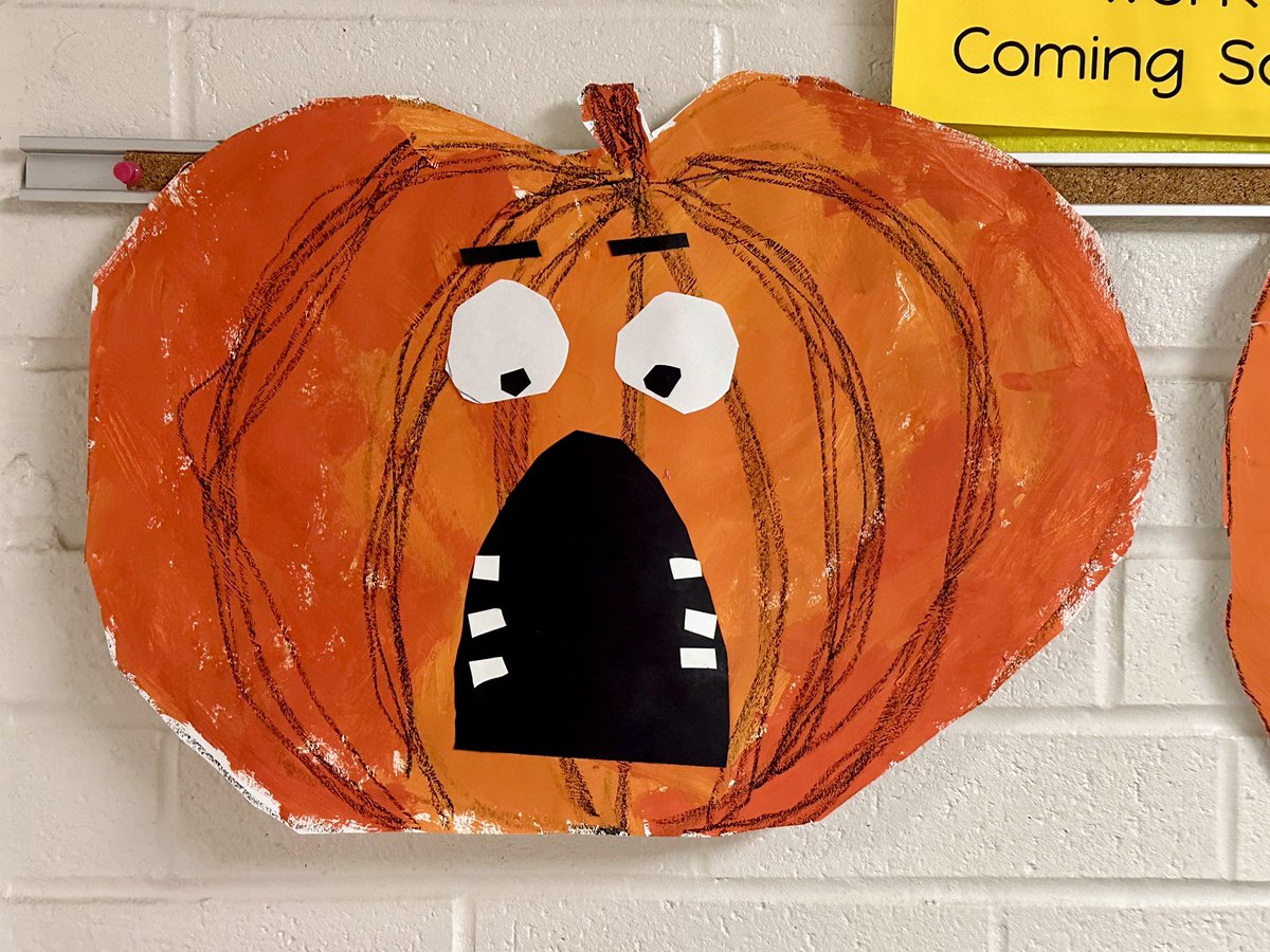 PrincipalMcGinn's tweet photo. Fall student artwork. 🧡🖤🧡🖤🧡#PachPride #ParksidePach #LookingForLearning #RamPride https://t.co/DCxAysNPiF