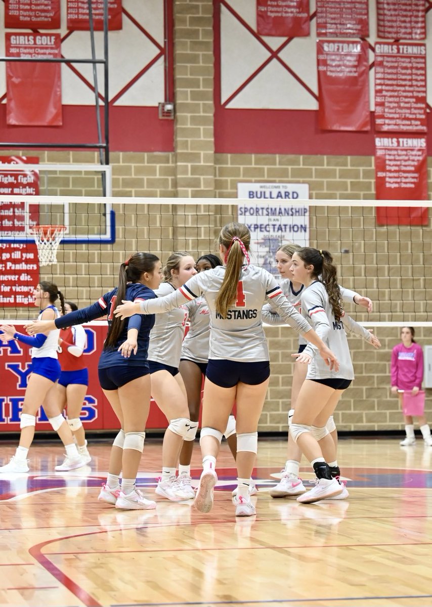 MCISDAthletics's tweet photo. Lady Mustang 🏐(31-8)(6-0) hosts an always athletic Rusk team at 4:30 today in second round district action!
#start2🏁 https://t.co/XStxicEZkv