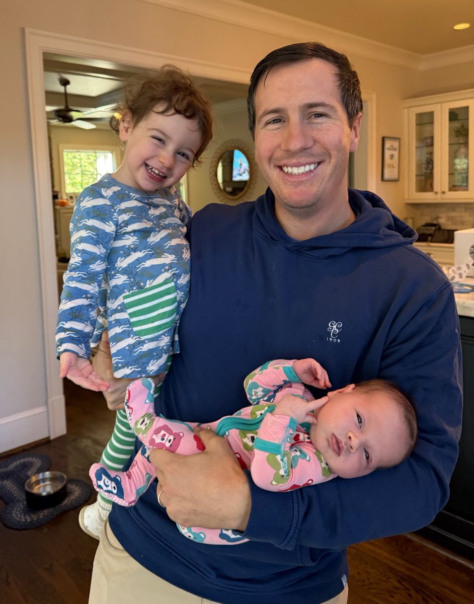 That’s a wrap on <a href="/ieeevis/">IEEE VIS</a> week!! 🎥👋

Thanks to everyone who helped make the virtual conference happen in less than a week! Truly an amazing team of volunteers! 🎉🎉🎉

Now time to relax w these 2 cuties ☺️
