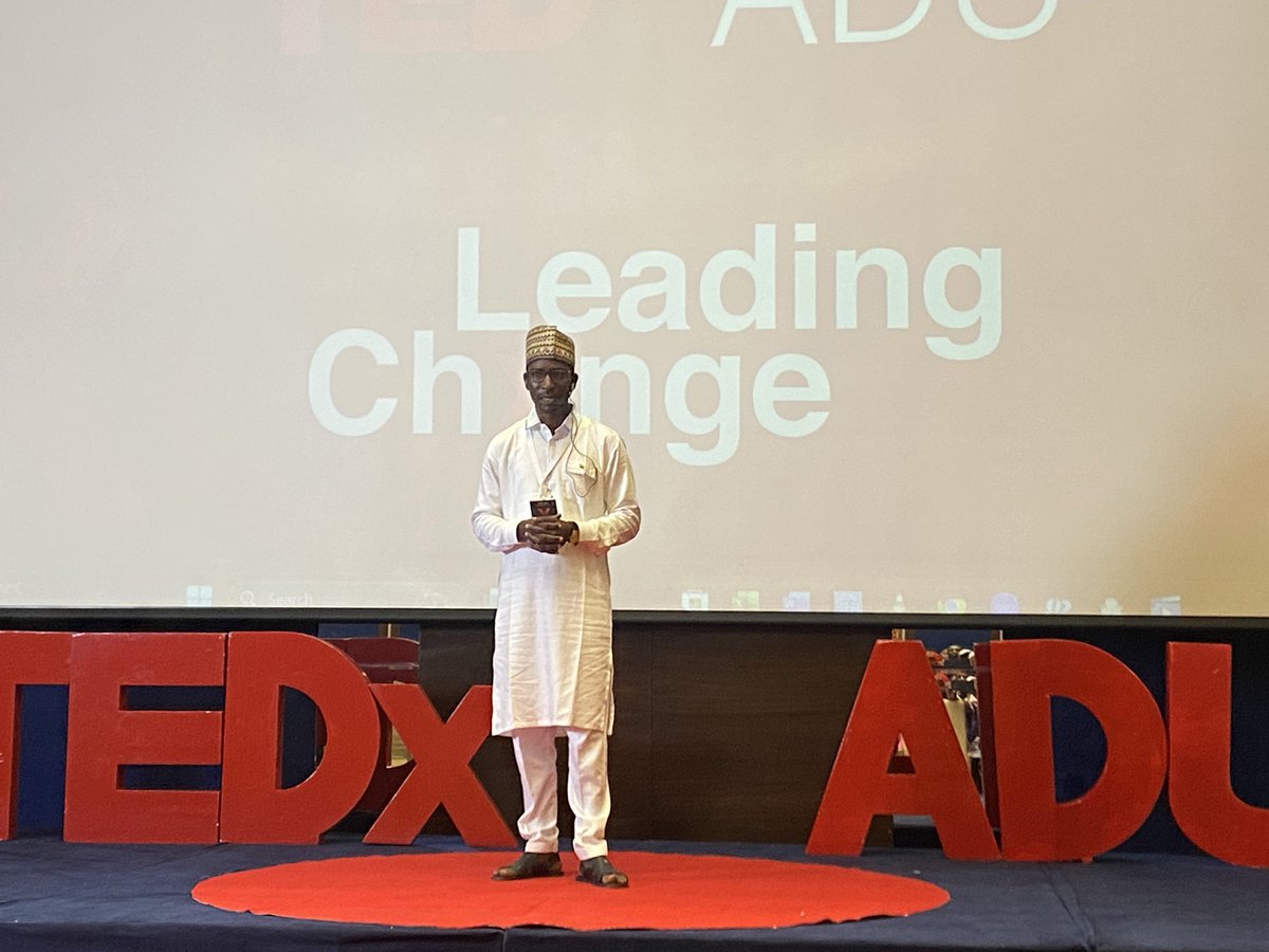 «Je n’ai pas appris le changement climatique, je l’ai VÉCU !

Pour nous le changement climatique c’est une question qui touchait le quotidien de notre communauté.»

Sani Ayouba - Climate change