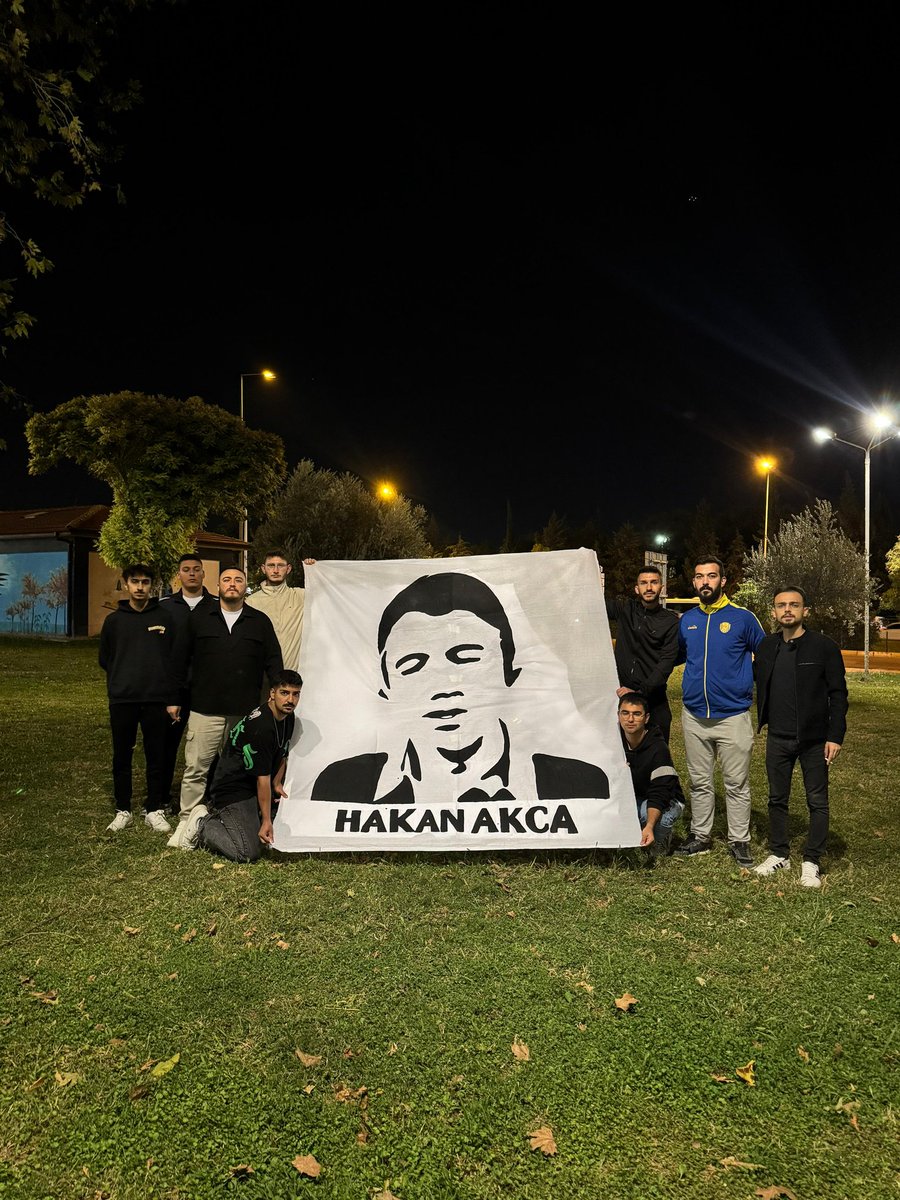 ŞAMPİYON OLMADAN YİTİP GİDEN YÜREKLERE MEKANIN CENNET OLSUN HAKAN AKCA 
#ankaragücü 
#akdenizligüçlüler