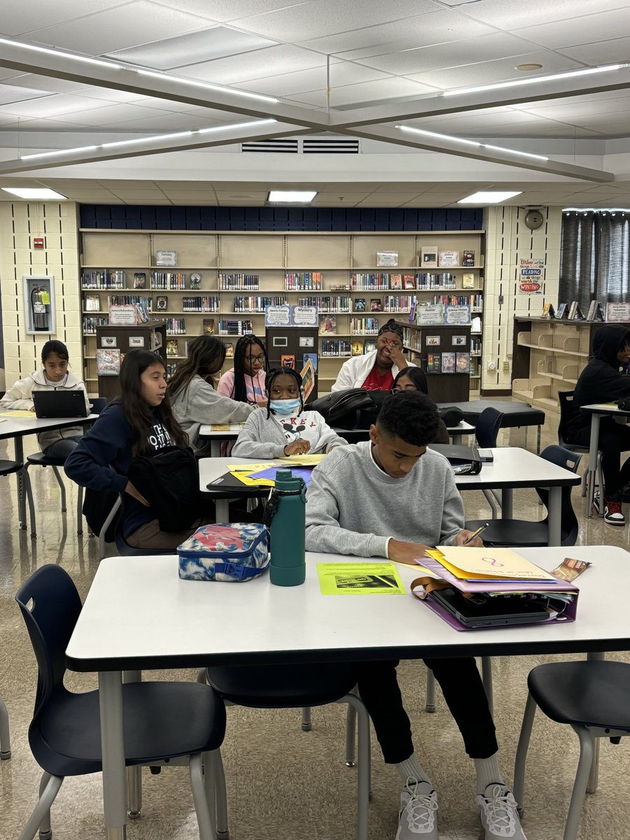 Mrs. Kendzierski (@squiresread) on Twitter photo Celebrating Digital Citizenship Week with Mrs. Klausmeier’s classes this week. All 3 grades will get lessons over the next few weeks via PE. #bcpslms <a href="/ParkvilleMS/">Parkville Middle</a> <a href="/BCPS_LMPET/">BCPS LMPET</a> Celebrating Digital Citizenship Week with Mrs. Klausmeier’s classes this week. All 3 grades will get lessons over the next few weeks via PE. #bcpslms <a href="/ParkvilleMS/">Parkville Middle</a> <a href="/BCPS_LMPET/">BCPS LMPET</a>