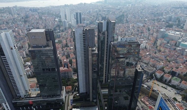 TurkinformMedya's tweet photo. 🔴 İstanbul Mecidiyeköy'deki #Toruncenter'ın bazı katları, "projeye aykırı yapılaşma olduğu" gerekçesiyle mühürlendi. https://t.co/SjCJjUSsqg