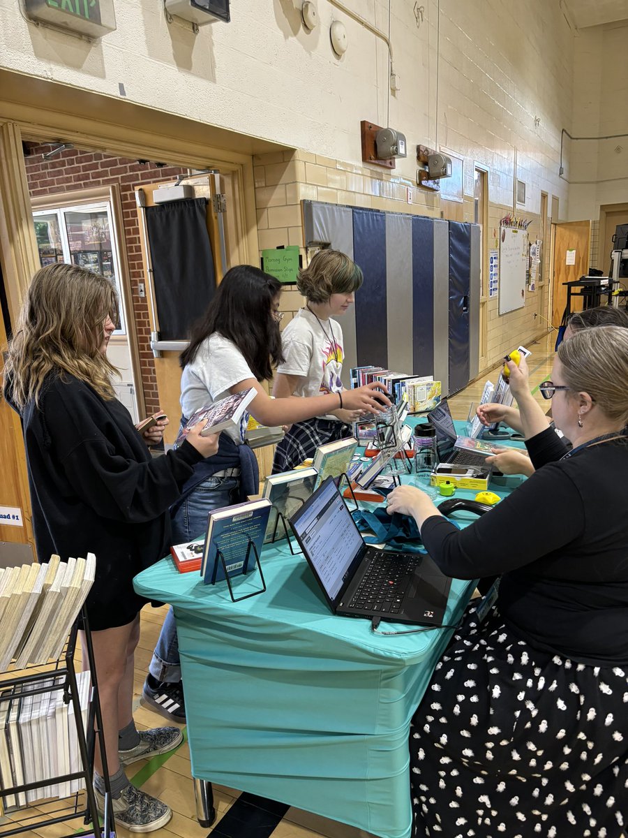 Mrs. Kendzierski (@squiresread) on Twitter photo Library at Lunch was a raging success! Sponsored by <a href="/bcplinfo/">Baltimore County Public Library</a> students can check out books and request books for future visits. They even had to go back to the branch to stock up because so many books were checked out! <a href="/ParkvilleMS/">Parkville Middle</a> #bcpslms <a href="/BCPSLMP/">BCPS LMP</a> Library at Lunch was a raging success! Sponsored by <a href="/bcplinfo/">Baltimore County Public Library</a> students can check out books and request books for future visits. They even had to go back to the branch to stock up because so many books were checked out! <a href="/ParkvilleMS/">Parkville Middle</a> #bcpslms <a href="/BCPSLMP/">BCPS LMP</a>