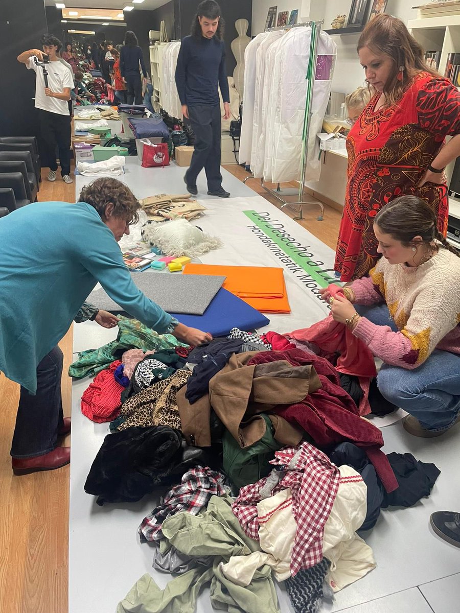 Gasteiz On tweet media