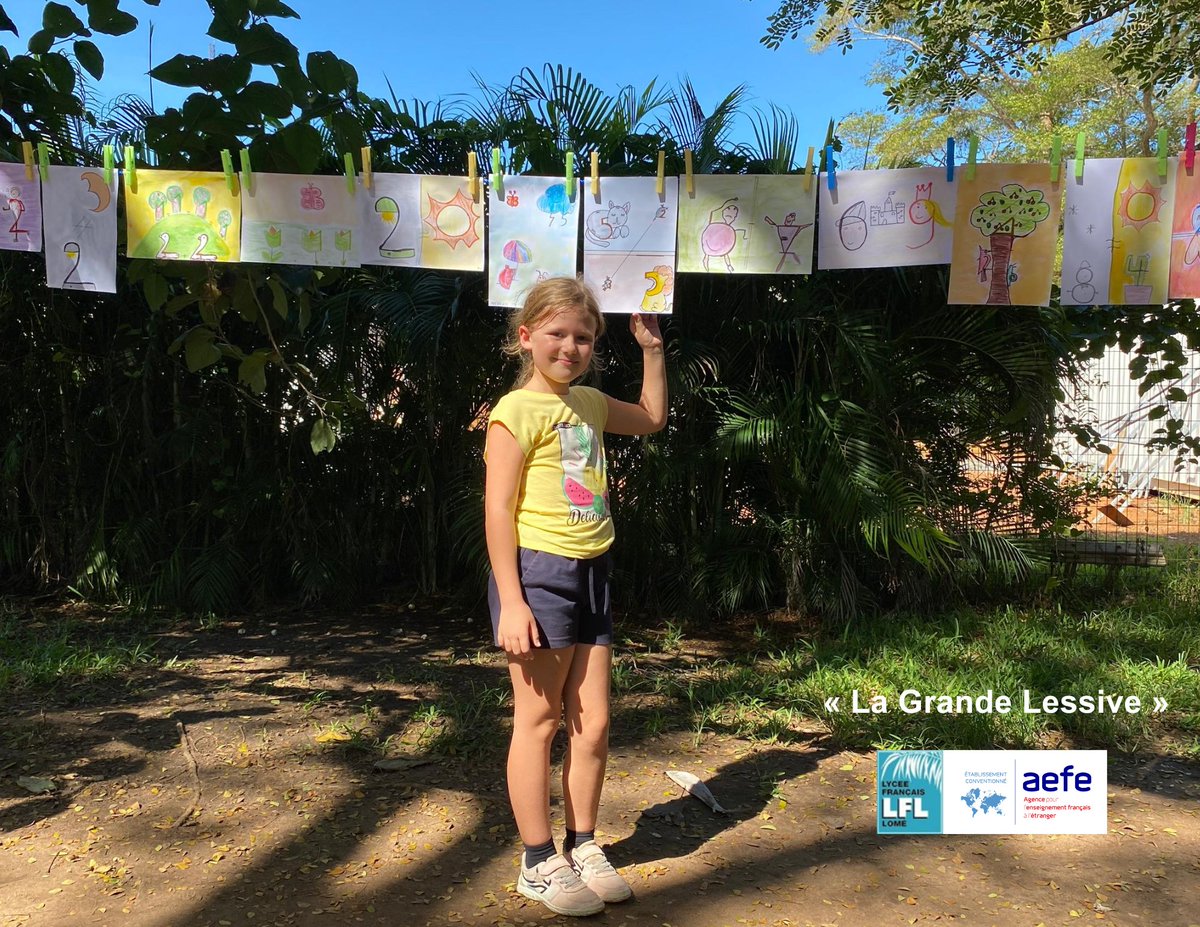 lfl_tg's tweet photo. 𝐍𝐨𝐬 𝐞́𝐥𝐞̀𝐯𝐞𝐬 𝐞𝐱𝐩𝐨𝐬𝐞𝐧𝐭 𝐥𝐞𝐮𝐫𝐬 𝐭𝐚𝐥𝐞𝐧𝐭𝐬 !

Ce 17 octobre, nos élèves du primaire ont réalisé de magnifiques dessins pour La Grande Lessive, exposés dans la cour de l'école.

𝐁𝐨𝐧𝐧𝐞𝐬 𝐯𝐚𝐜𝐚𝐧𝐜𝐞𝐬 𝐚̀ 𝐭𝐨𝐮𝐬 !
#LFL #LaGrandeLessive #Créativité https://t.co/NWcuGwFpYX
