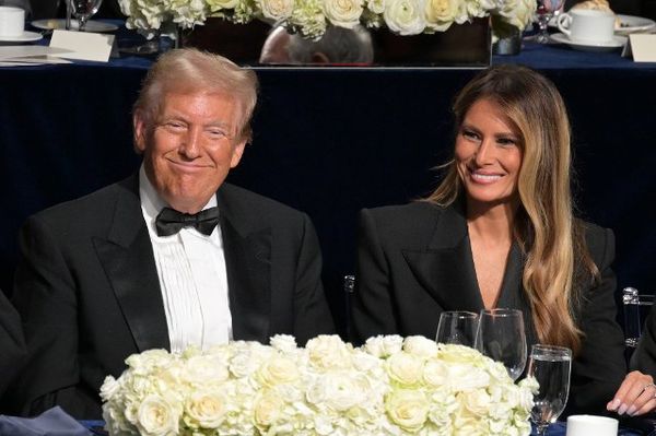 ✨ Former President Donald Trump and Melania Trump graced the 79th Annual Alfred E. Smith Memorial Foundation Dinner in NYC with smiles and elegance. 🌹 An evening to remember! 🎉 Photos: 56771678 (Anthony Behar / Sipa USA / Newscom)