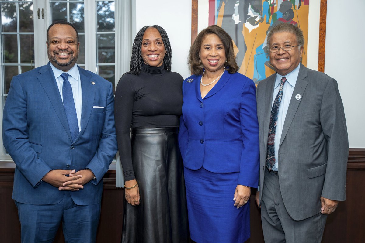 HowardLawDC's tweet photo. Howard Law kicked off Homecoming Week with a special event bringing alumni judges back to campus for a fireside chat with @DeanFairfaxEsq, and a ribbon cutting/unveiling of the new HUSL Alumni Judges Gallery. More photos: https://t.co/C5SJxEvW6f https://t.co/HucxICUWgh