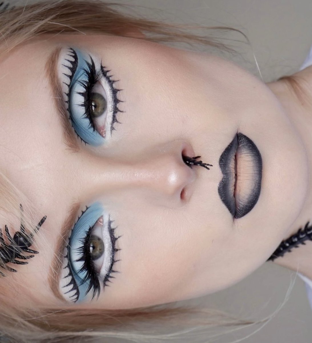 sugarpillmakeup's tweet photo. ๐๐ @beautsoup giving us the creepy crawlies, mod-style, in Tako and Hypnotic eyeshadows! #sugarpill #halloweenmakeup #modmakeup
#gothmakeup https://t.co/rUeFq8tU2l